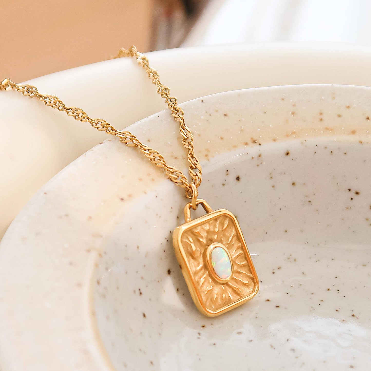 Elaine Necklace