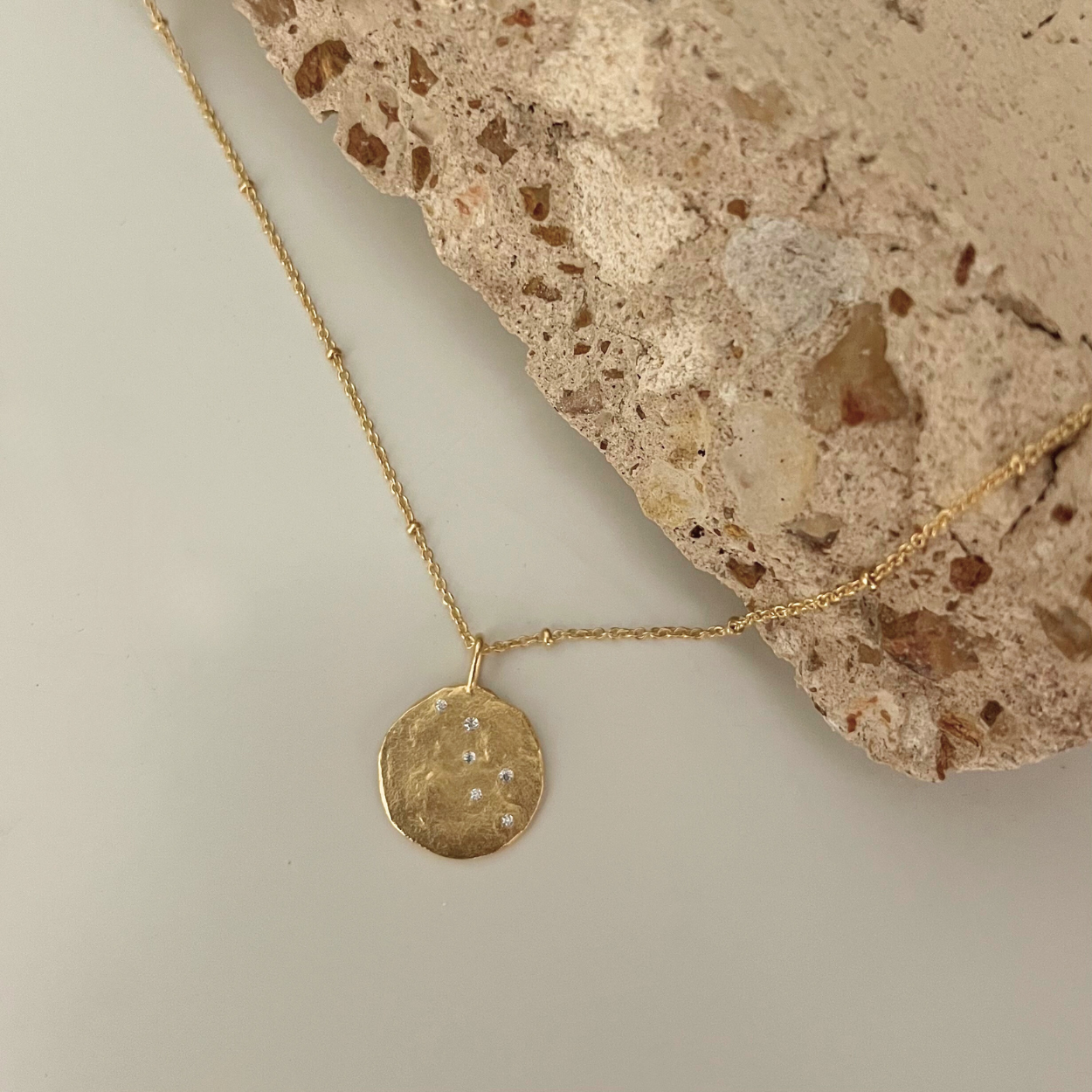 Lumoria Necklace