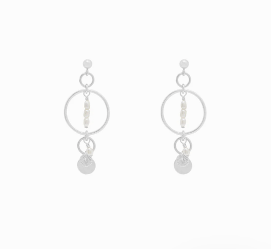 Elsa Freshwater Earrings