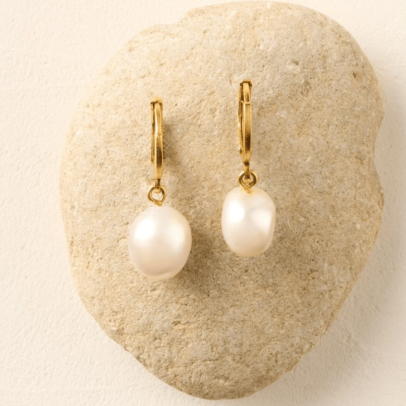 Estée Earrings